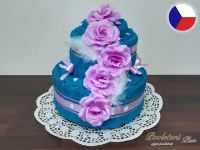 Dvoupatrový dort z ručníků a osušky Sandra azurově modrá