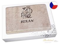Luxusní dárkové balení ručníku Znamení Beran béžová/hnědá
