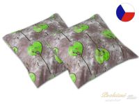 Saténový dekorační polštářek 40x40 GEON Srdce zelené